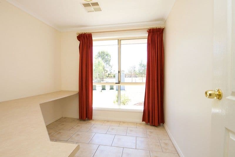 11 Bishop Crescent, BLAKEVIEW SA 5114, Blakeview - Thumbnail 5