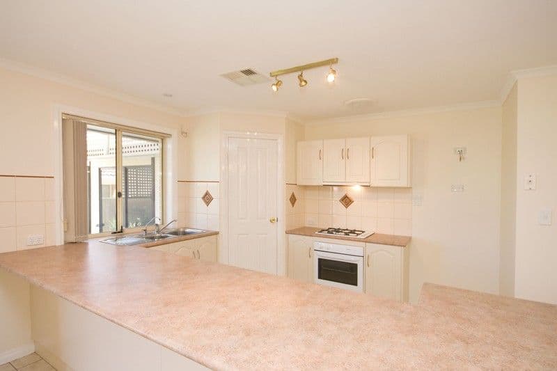 11 Bishop Crescent, BLAKEVIEW SA 5114, Blakeview - Thumbnail 8