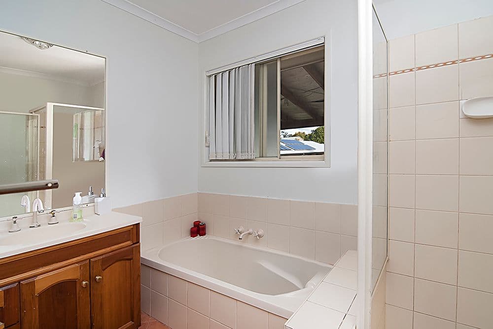 5 Cypress Drive, Marsden QLD 4132, Marsden - Thumbnail 4