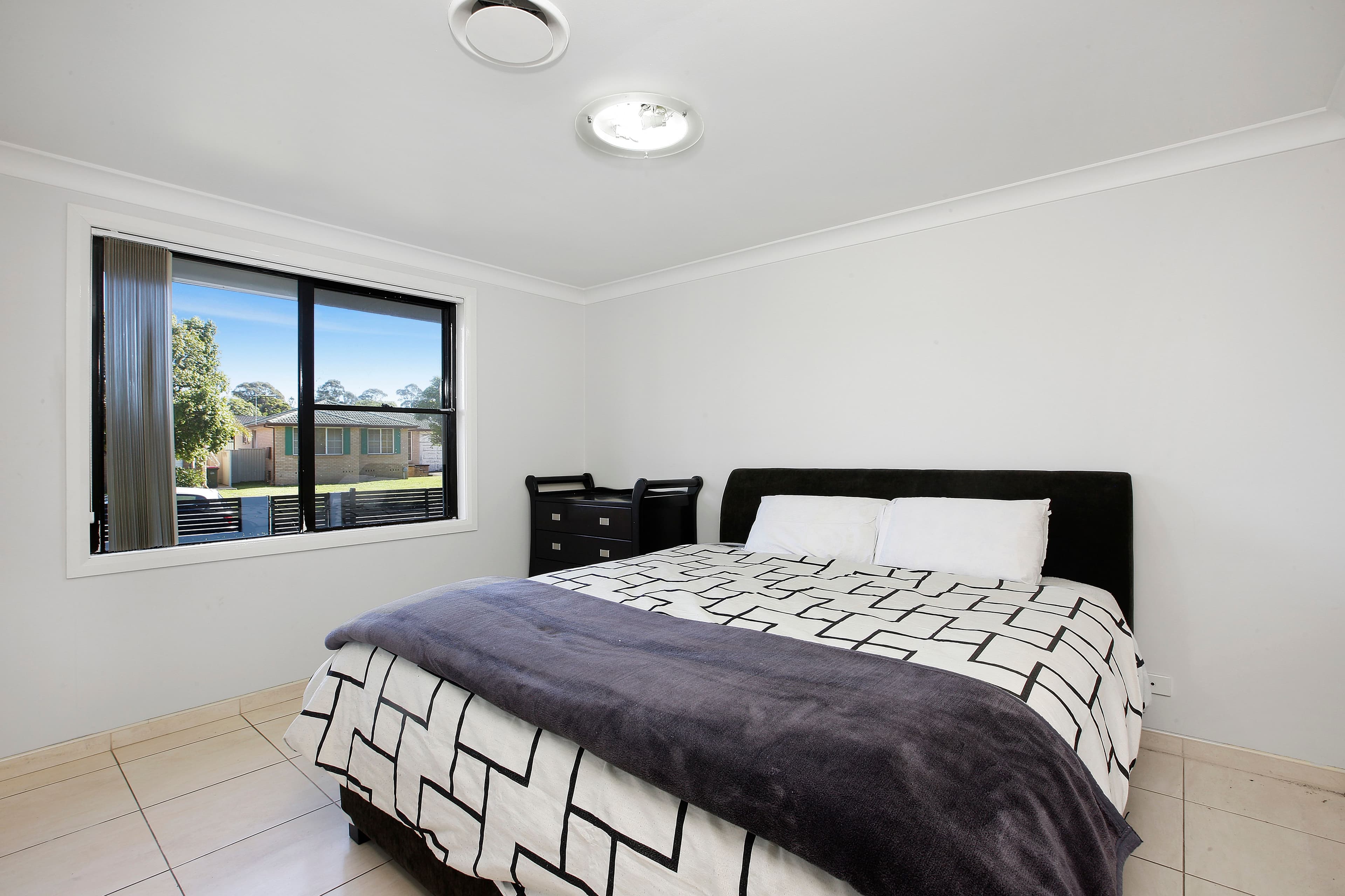 14 Triten Avenue, Greenfield Park NSW 2176, Greenfield Park - Thumbnail 4