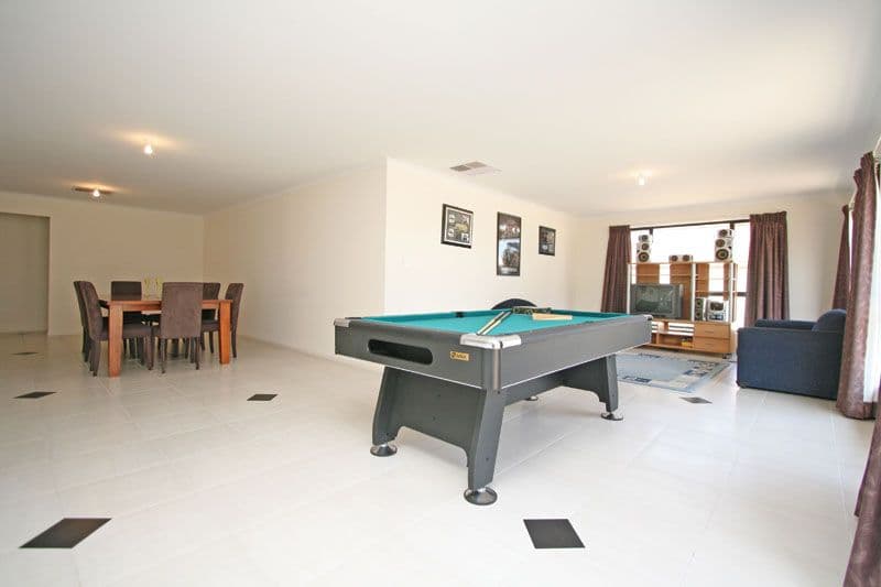 105 Karoola Road, Lindisfarne, TAS, 7015, Lindisfarne - Thumbnail 5