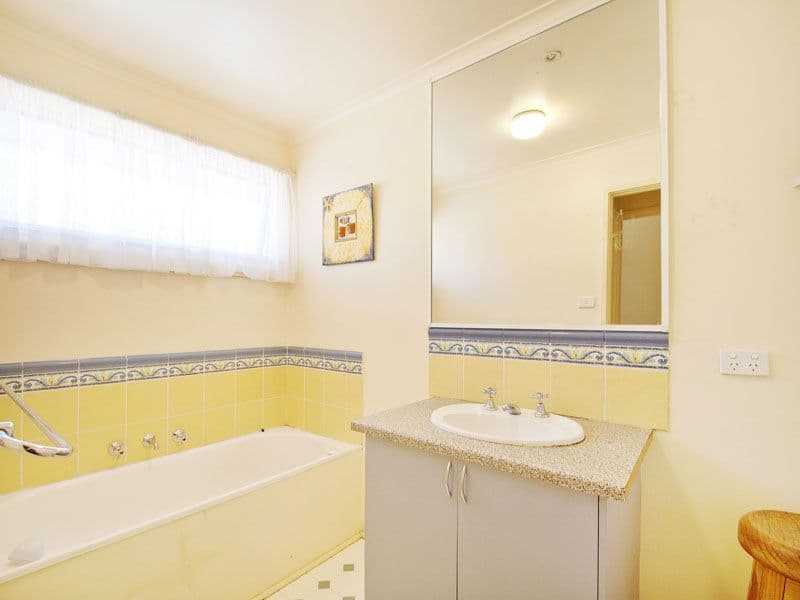 15 Shannon Court, DINGLEY VILLAGE VIC 3172, Dingley Village - Thumbnail 6