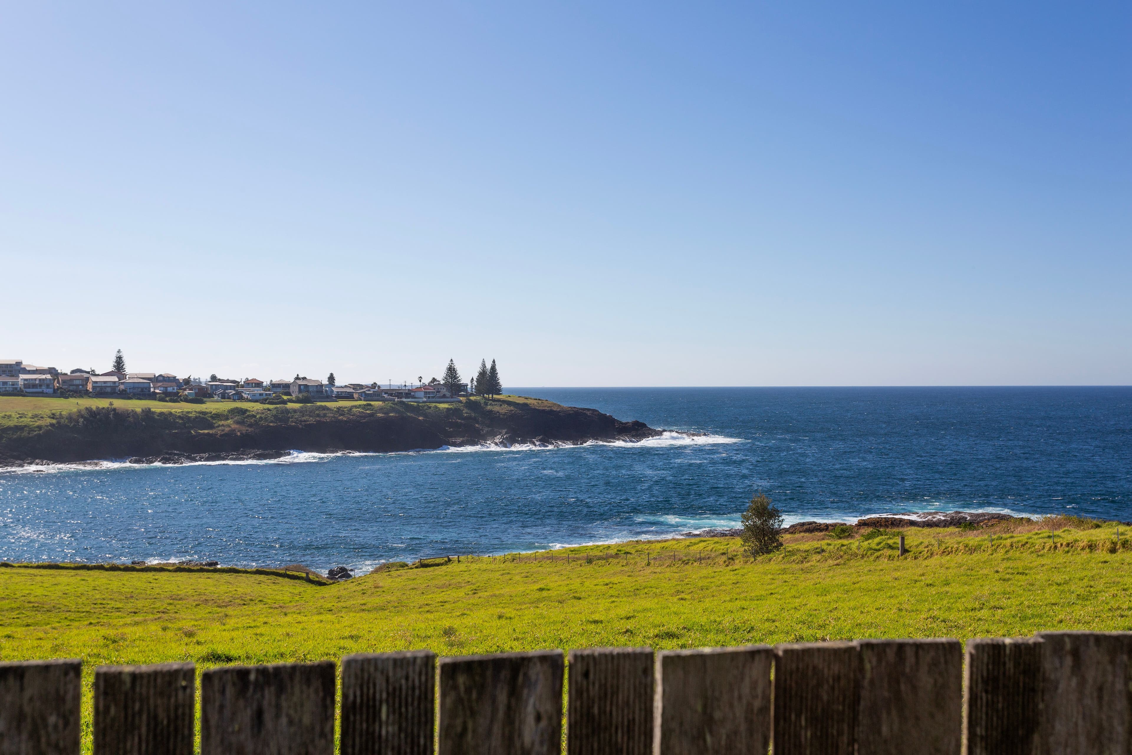 18-20 Kestrel Street, Macleay Island, Kiama Heights - Thumbnail 3