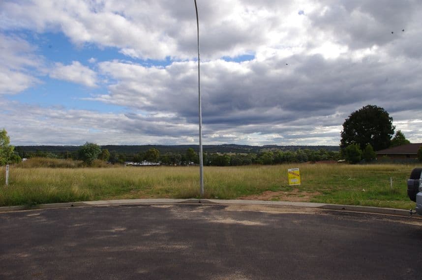 39 Sapphire Street, INVERELL NSW 2360, Inverell - Image 1
