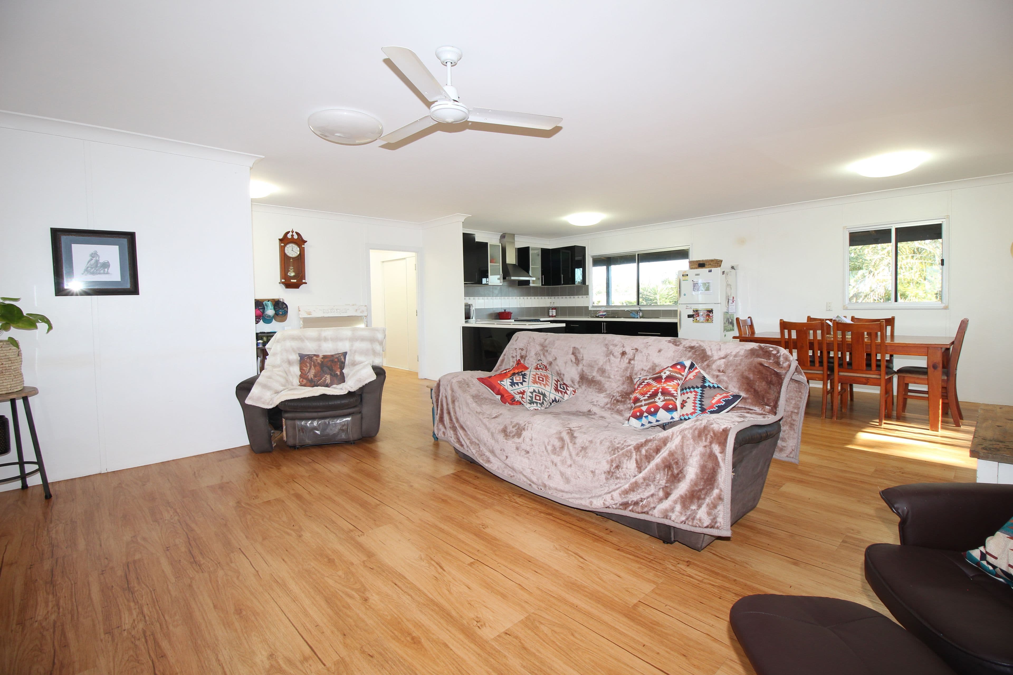 3 Easton Street, Capella QLD 4723, Capella - Thumbnail 8