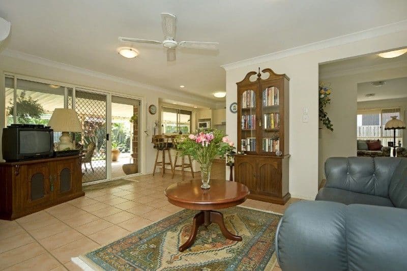 40 Audrey Avenue, HELENSVALE QLD 4212, Helensvale - Thumbnail 2