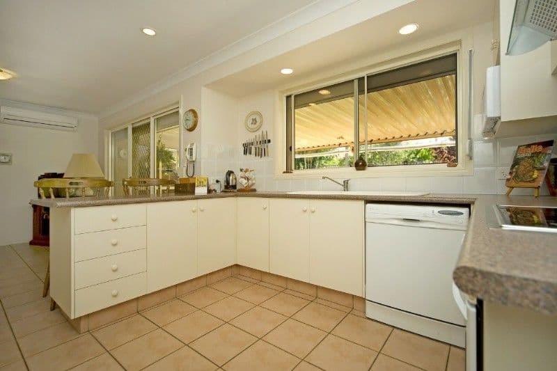 40 Audrey Avenue, HELENSVALE QLD 4212, Helensvale - Thumbnail 3