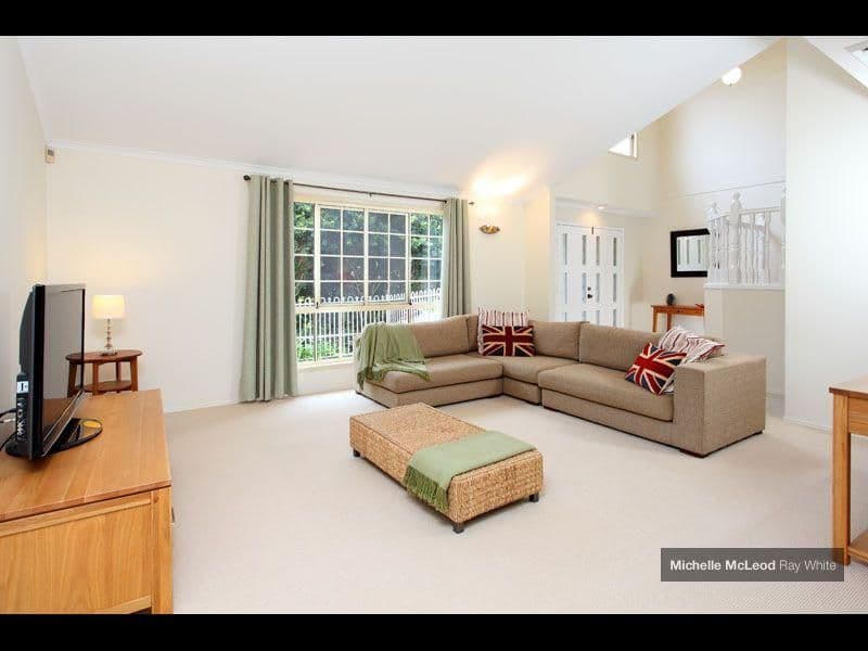 3 Kagoola Close, CHAPEL HILL QLD 4069, Chapel Hill - Thumbnail 4
