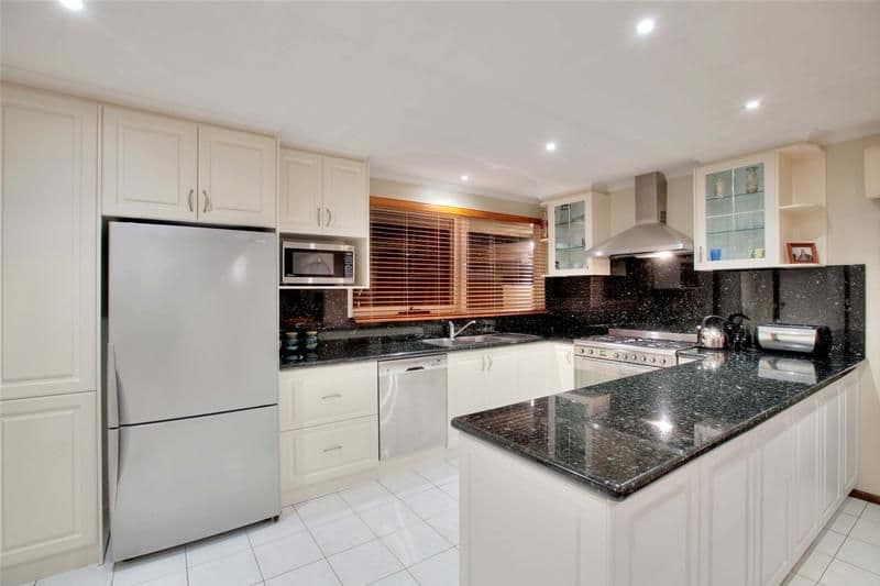 91 Cabernet Crescent, BUNDOORA VIC 3083, Bundoora - Thumbnail 2