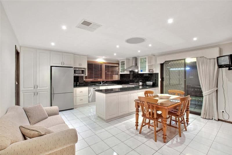 91 Cabernet Crescent, BUNDOORA VIC 3083, Bundoora - Thumbnail 4