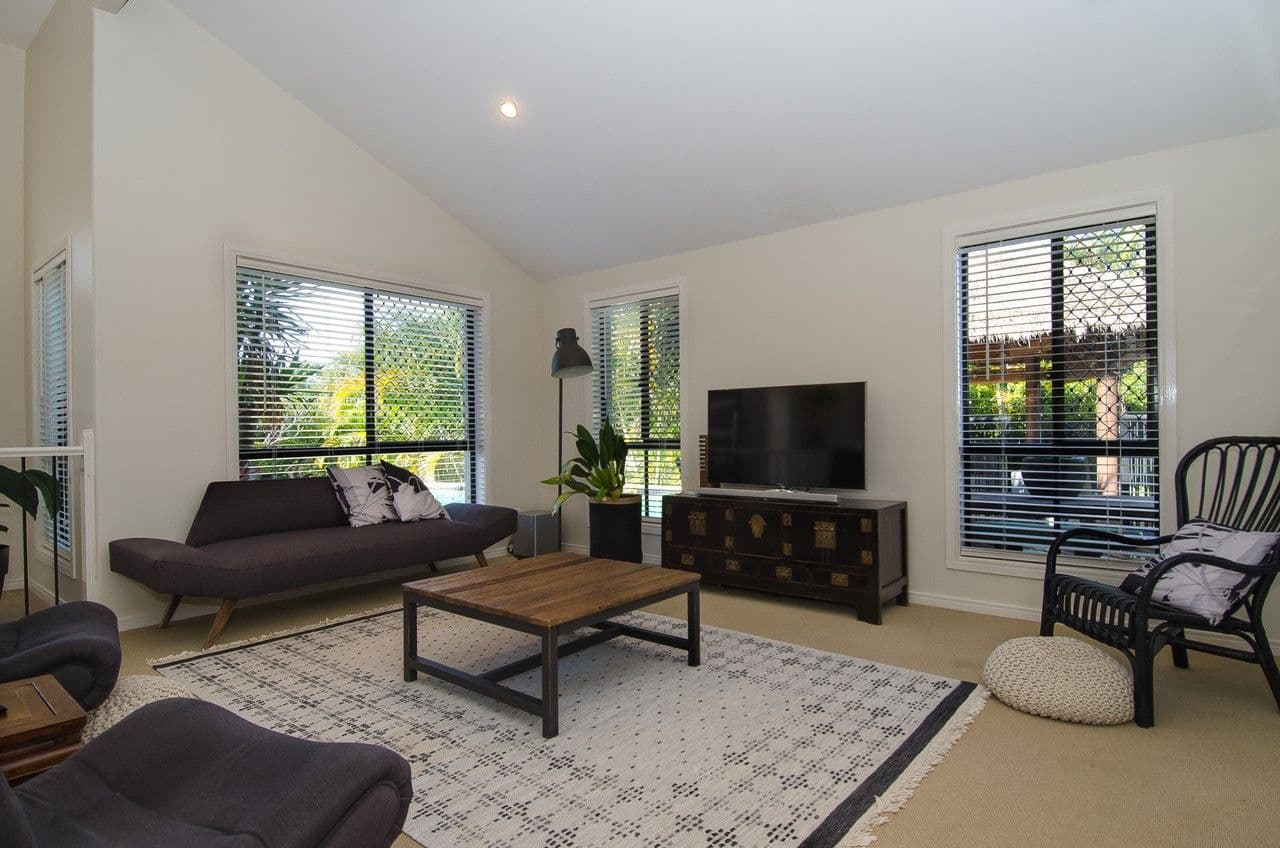 12 Orpington Court, Arundel QLD 4214, Arundel - Thumbnail 4