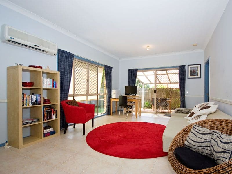 6 Queens Court, FOREST LAKE QLD 4078, Forest Lake - Thumbnail 4