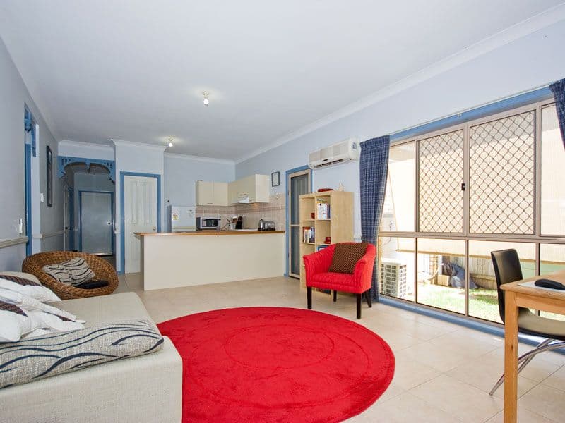 6 Queens Court, FOREST LAKE QLD 4078, Forest Lake - Thumbnail 5