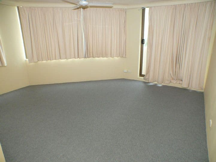 8 2916 Gold Coast Highway, SURFERS PARADISE QLD 4217, Surfers Paradise - Thumbnail 2