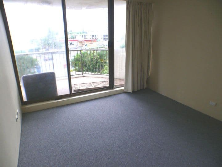 8 2916 Gold Coast Highway, SURFERS PARADISE QLD 4217, Surfers Paradise - Thumbnail 6
