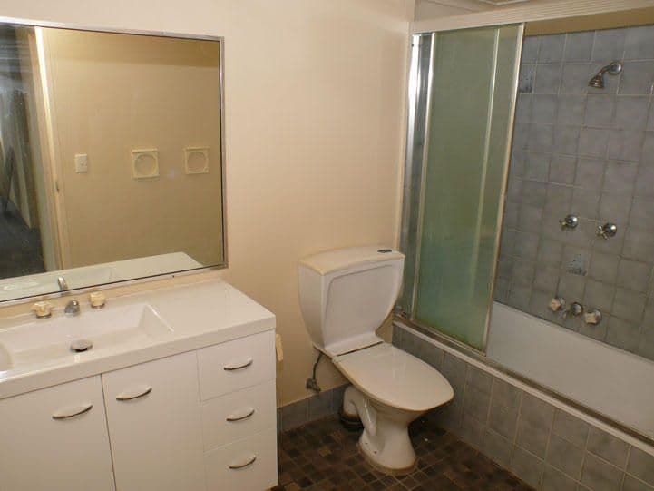 8 2916 Gold Coast Highway, SURFERS PARADISE QLD 4217, Surfers Paradise - Thumbnail 7