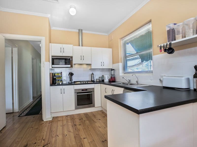 8 Lowry Street, Fulham SA 5024, Fulham - Thumbnail 2