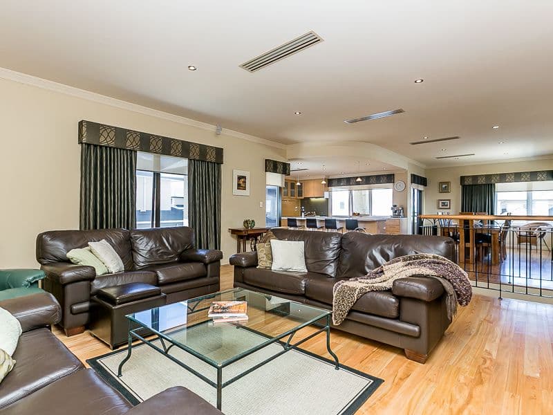 14 Canarias Way, HILLARYS WA 6025, Hillarys - Thumbnail 4