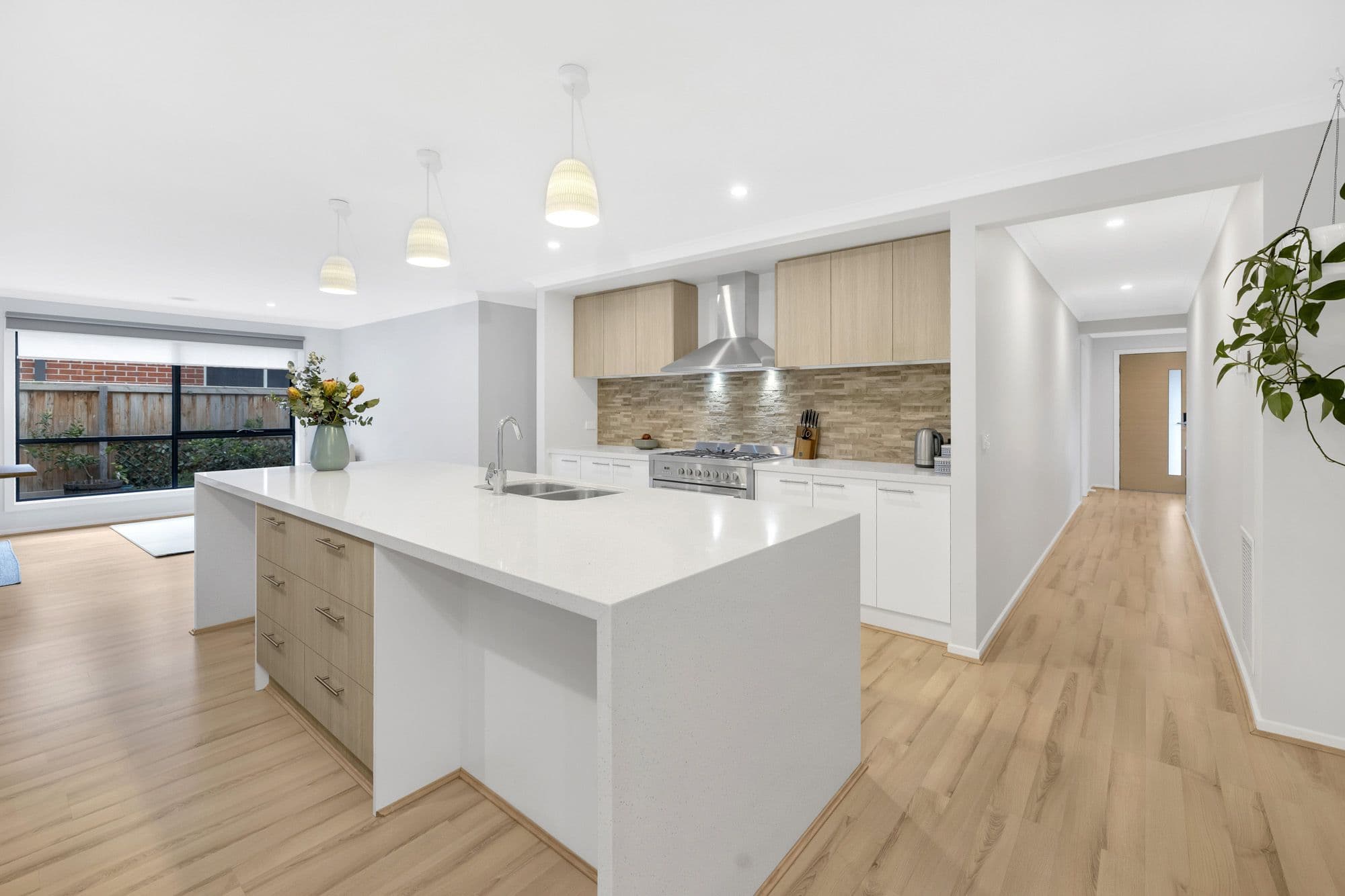 20 Magellan Crescent, Werribee VIC 3030, Werribee - Thumbnail 2