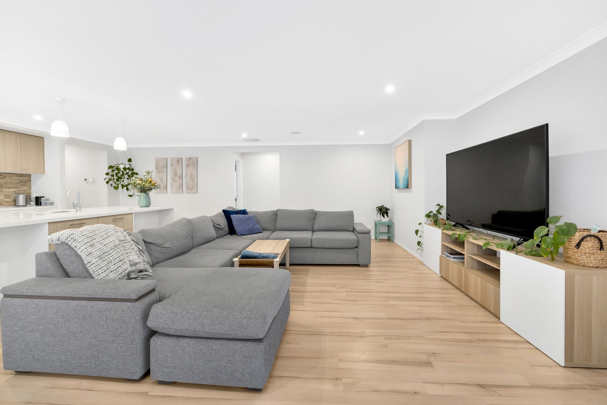 20 Magellan Crescent, Werribee VIC 3030, Werribee - Thumbnail 4