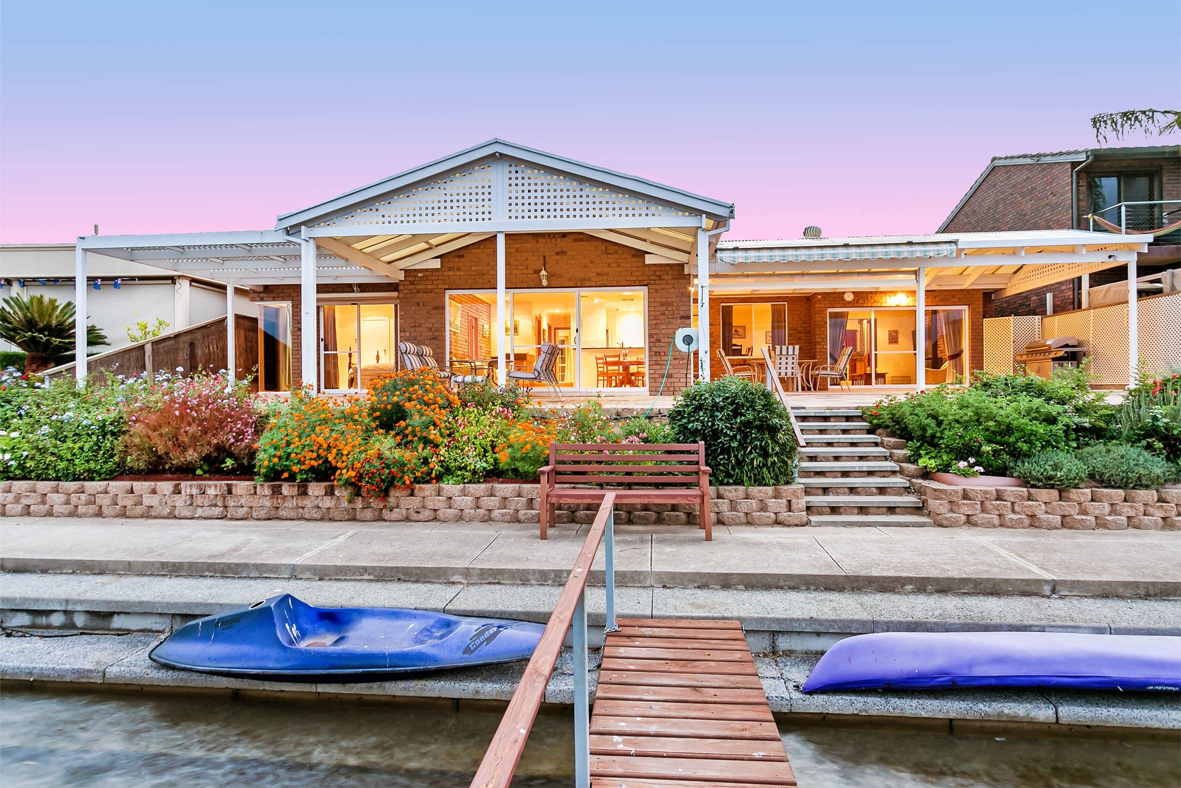 7 Nareeda Way, West Lakes SA 5021, West Lakes - Thumbnail 2