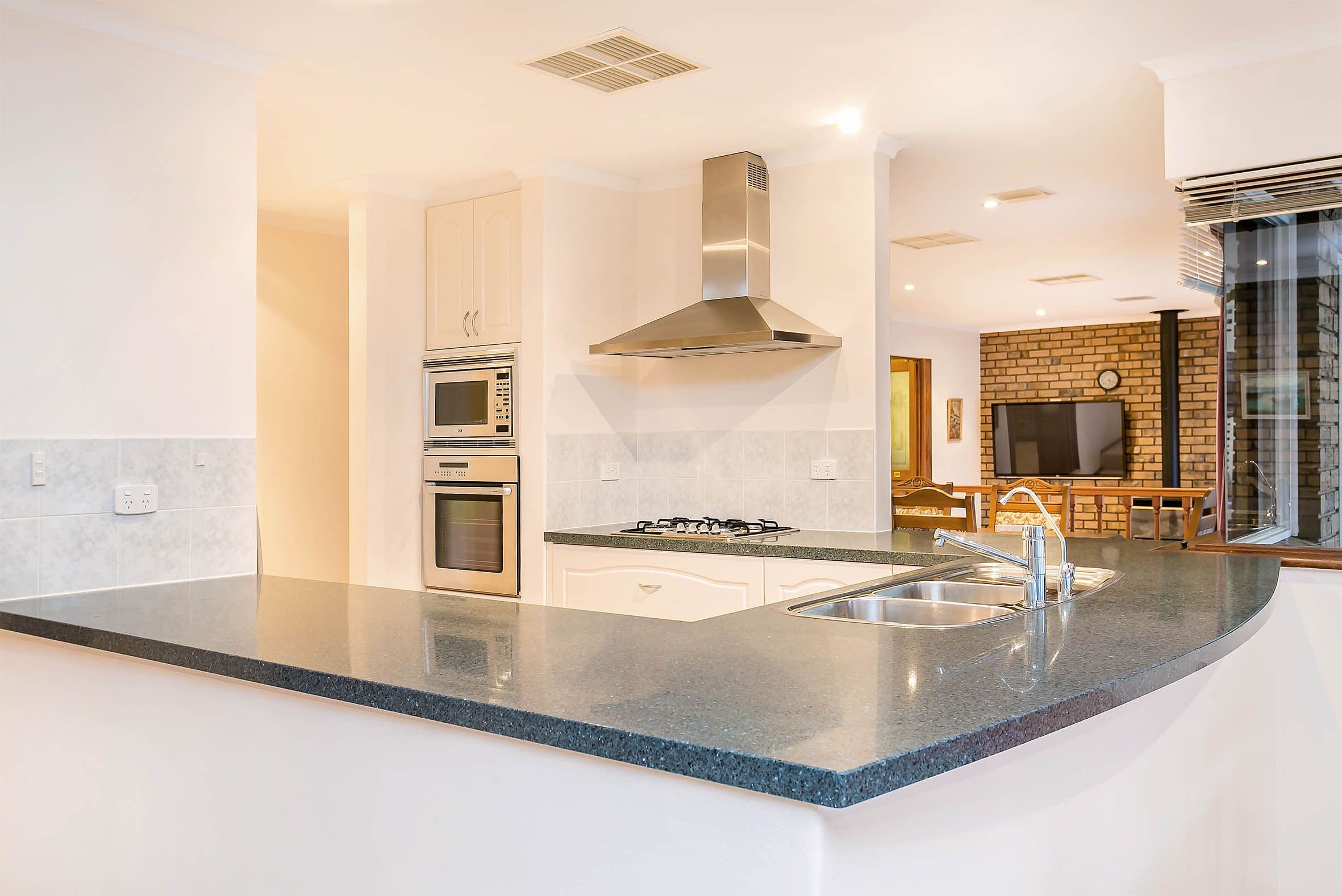 7 Nareeda Way, West Lakes SA 5021, West Lakes - Thumbnail 3
