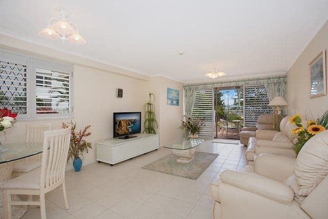 3 'South Pacific Plaza' 157 Old Burleigh Road, BROADBEACH QLD 4218, Broadbeach - Thumbnail 2