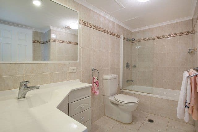 3 'South Pacific Plaza' 157 Old Burleigh Road, BROADBEACH QLD 4218, Broadbeach - Thumbnail 7