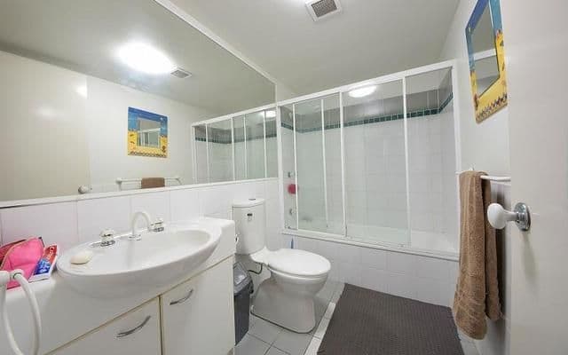 7 'Grande Florida' Redondo Avenue, Miami QLD 4220, Miami - Thumbnail 8