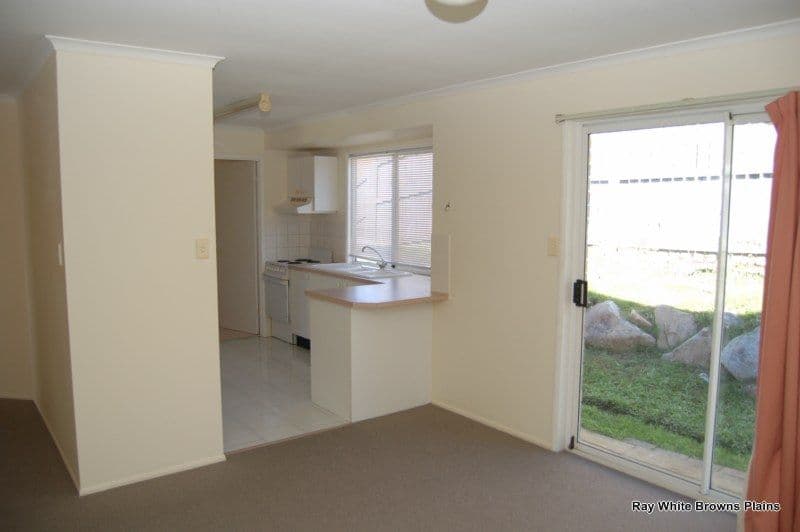 20 Jade Garden Drive, BORONIA HEIGHTS QLD 4124, Boronia Heights - Thumbnail 4