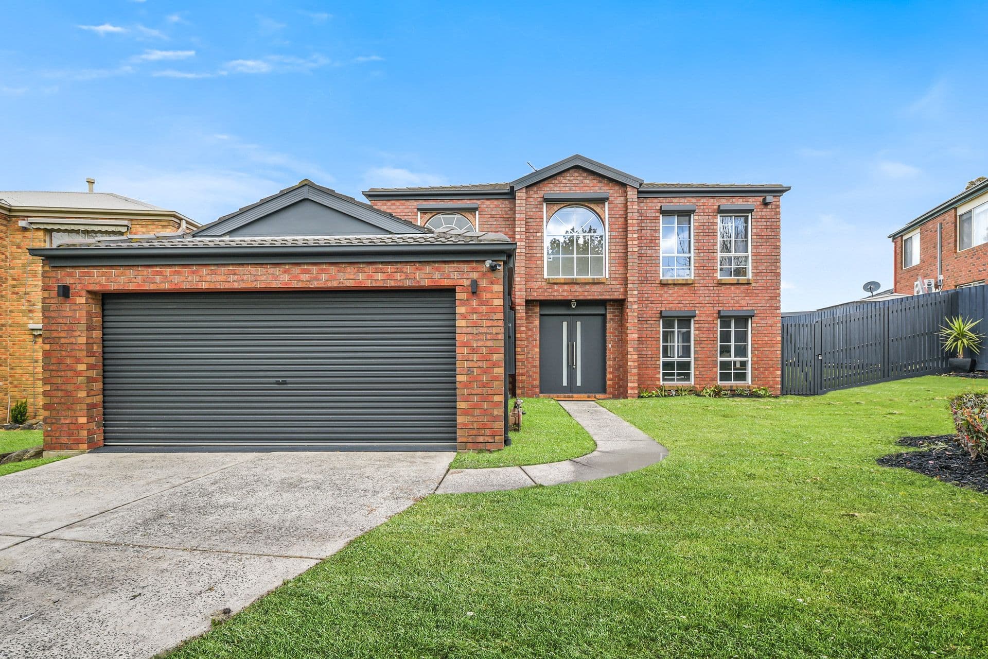 6 Ferncroft Court, Berwick VIC 3806, Berwick - Thumbnail 2