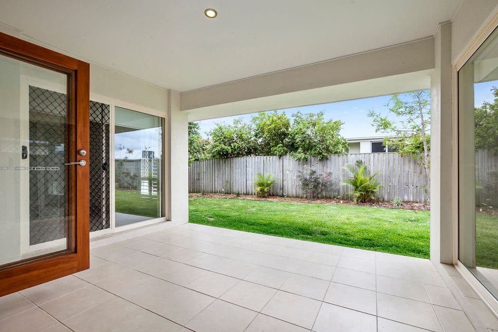 33 Glen Abby Avenue, Peregian Springs QLD 4573, Peregian Springs - Thumbnail 2