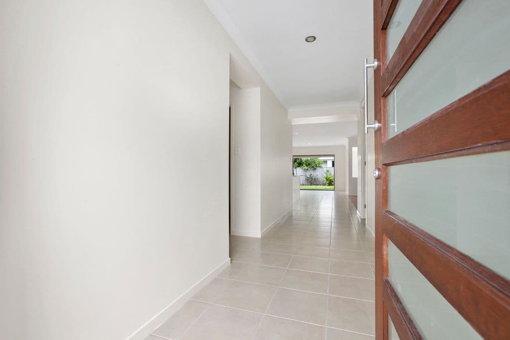 33 Glen Abby Avenue, Peregian Springs QLD 4573, Peregian Springs - Thumbnail 3