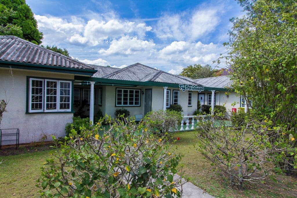 9 Walton Street, SOUTHPORT QLD 4215, Southport - Image 1