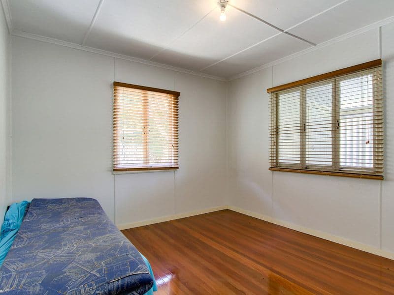 75 Nurstead Street, CAMP HILL QLD 4152, Camp Hill - Thumbnail 3