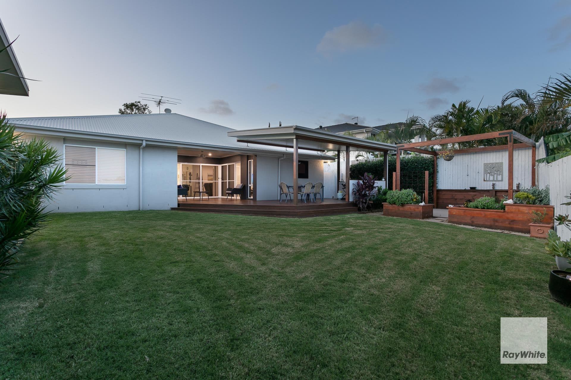 25 Cypress Street, Redland Bay QLD 4165, Redland Bay - Thumbnail 4