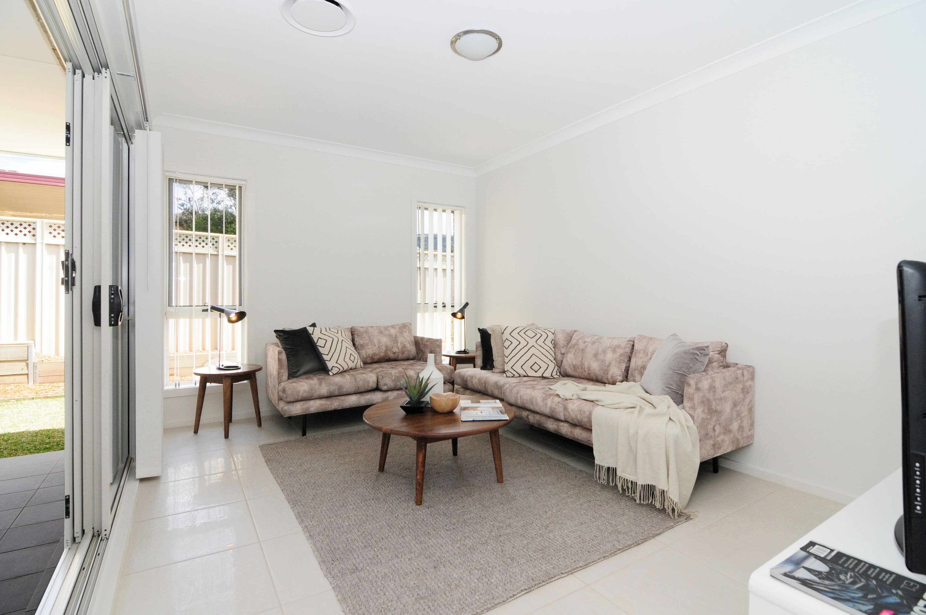 4 Highcroft Boulevard, Horsley - Thumbnail 8