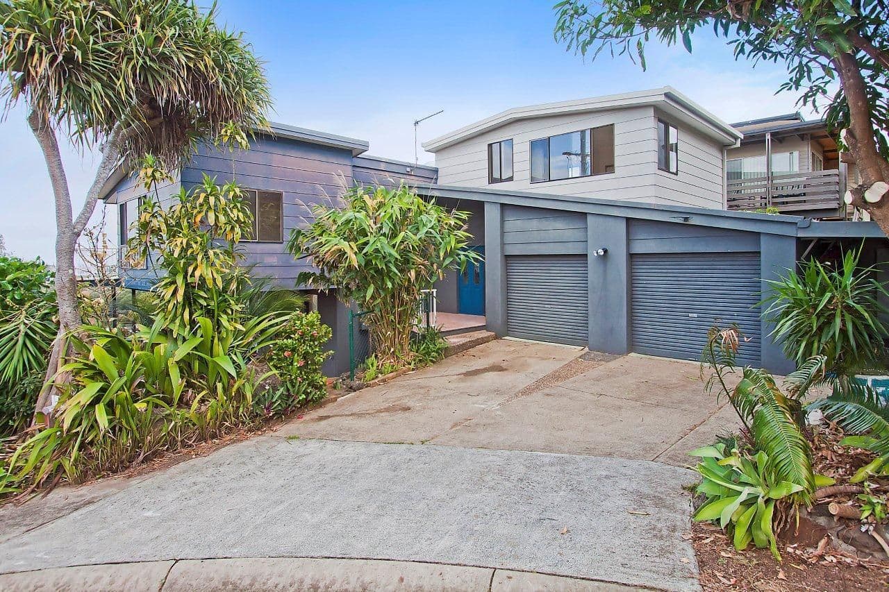 1 Glenys Street, BANORA POINT NSW 2486, Banora Point - Thumbnail 2