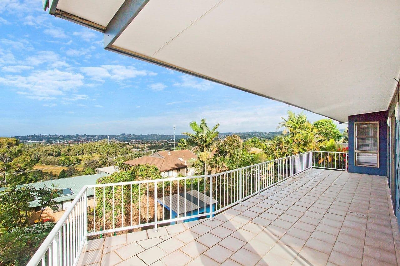 1 Glenys Street, BANORA POINT NSW 2486, Banora Point - Thumbnail 3