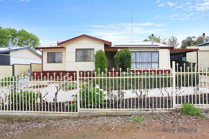 15 Pattullo Avenue, Clare SA 5453, Clare - Image 1