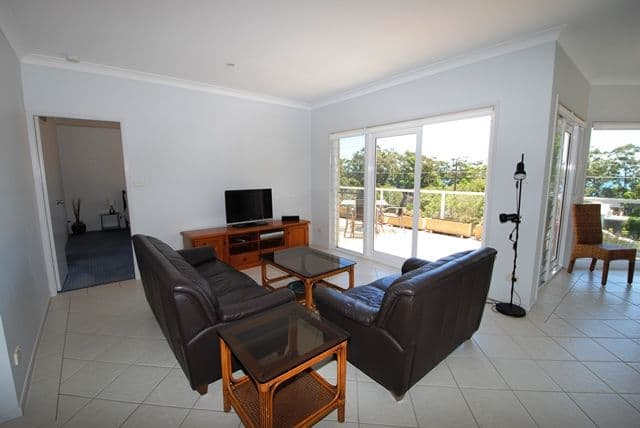 1 Lalor Court, Caroline Springs VIC 3023, Caroline Springs - Thumbnail 3