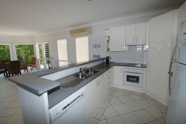 1 Lalor Court, Caroline Springs VIC 3023, Caroline Springs - Thumbnail 6