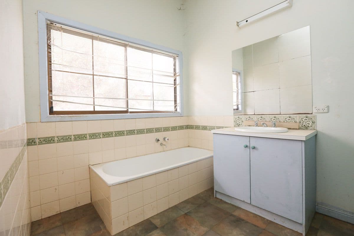 16 Eleventh Street, MILDURA VIC 3500, Mildura - Thumbnail 3