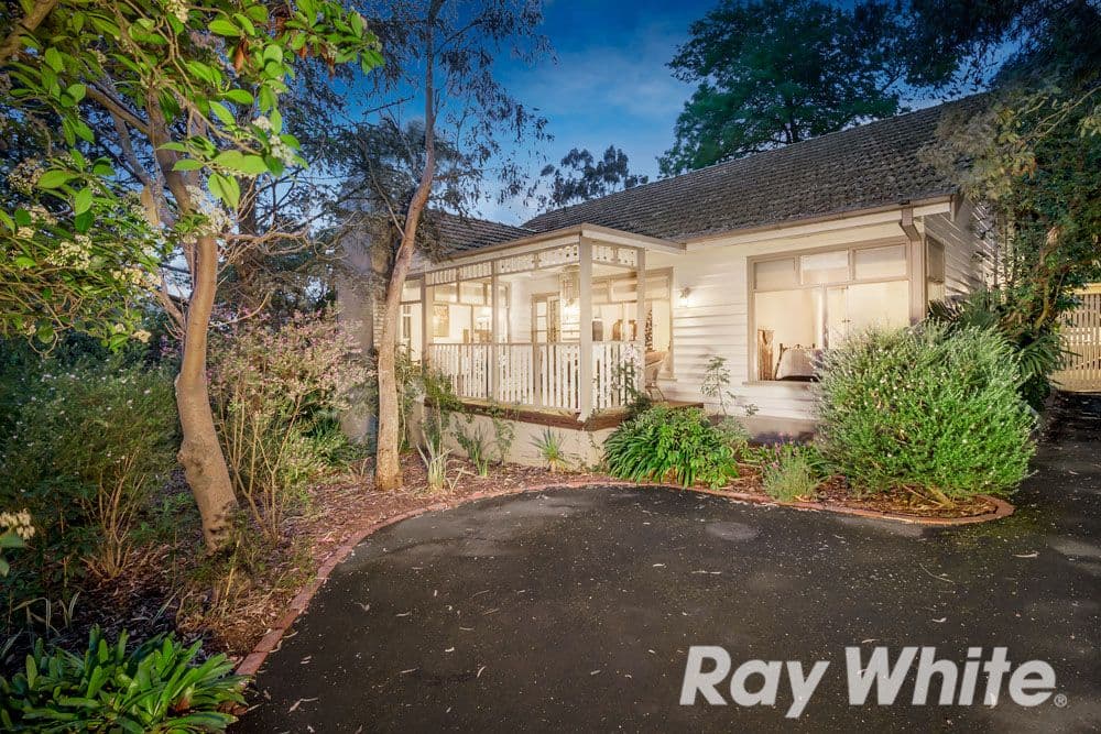 17 Dunstan Street, MACLEOD VIC 3085, Macleod - Image 1