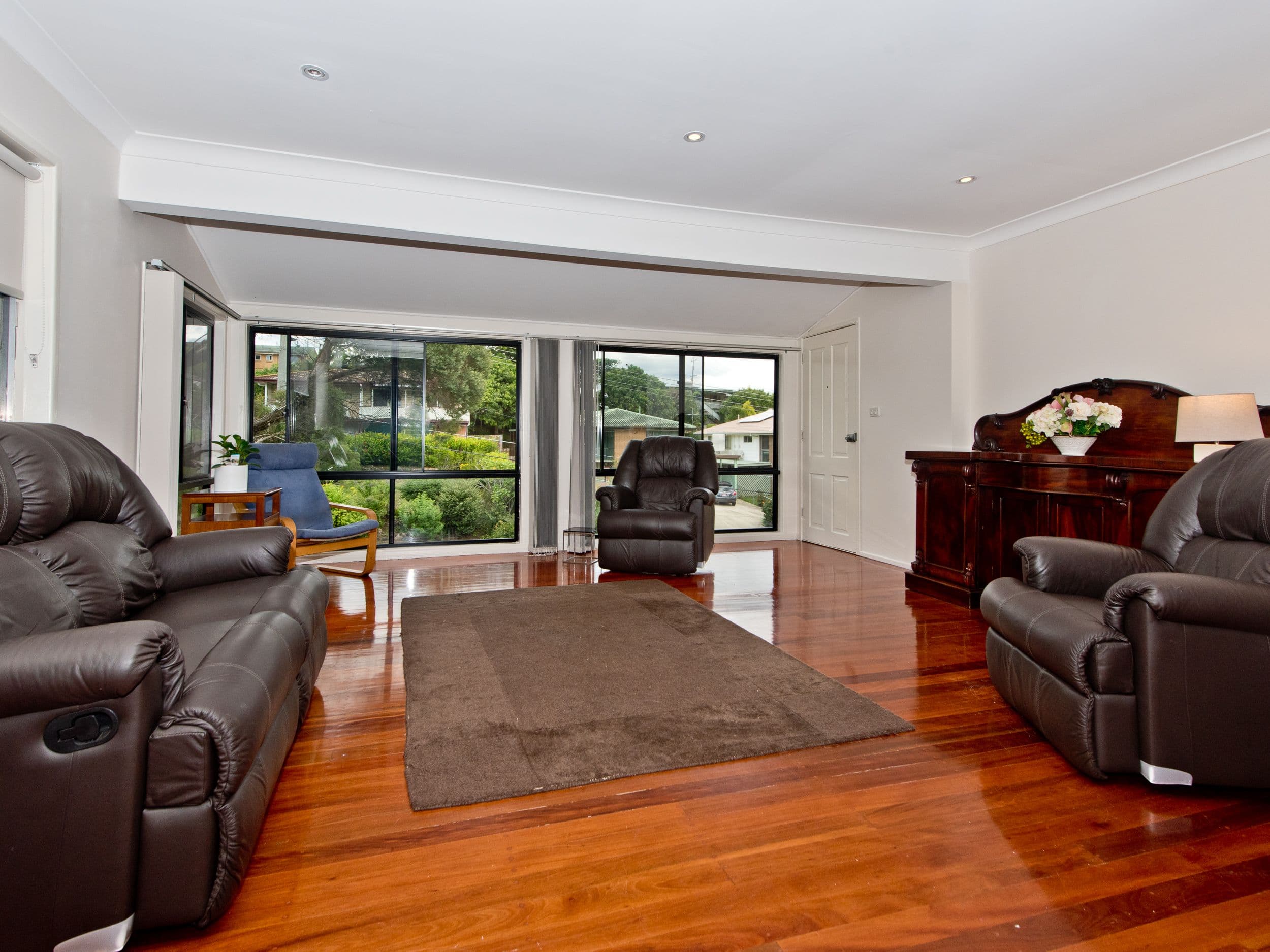 6 Pylara Crescent, Ferny Hills QLD 4055, Ferny Hills - Thumbnail 2