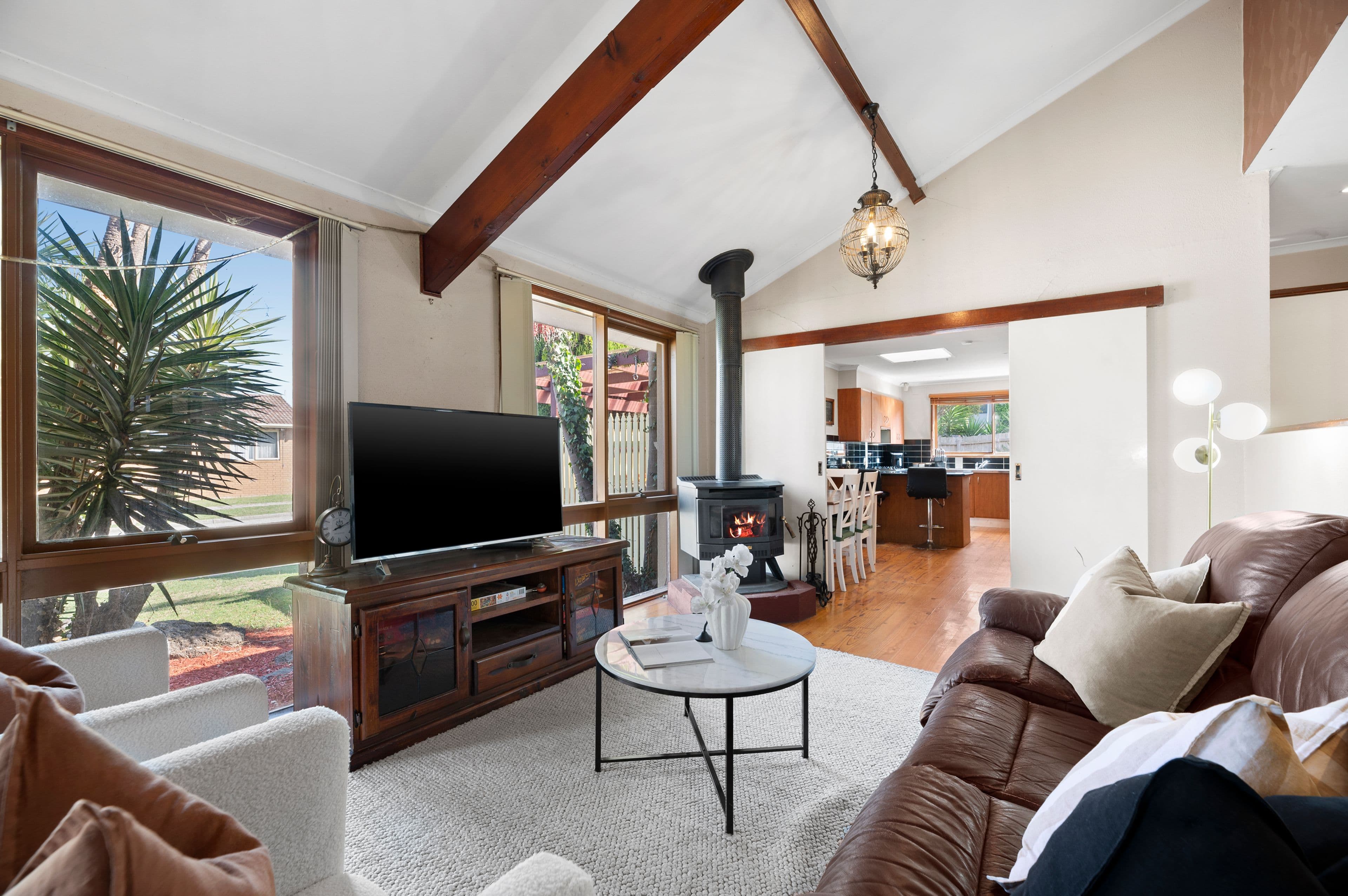 5 Adamson Drive, Endeavour Hills VIC 3802, Endeavour Hills - Thumbnail 2