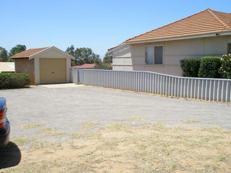 378 Chapman Road, BLUFF POINT WA 6530, Bluff Point - Thumbnail 4