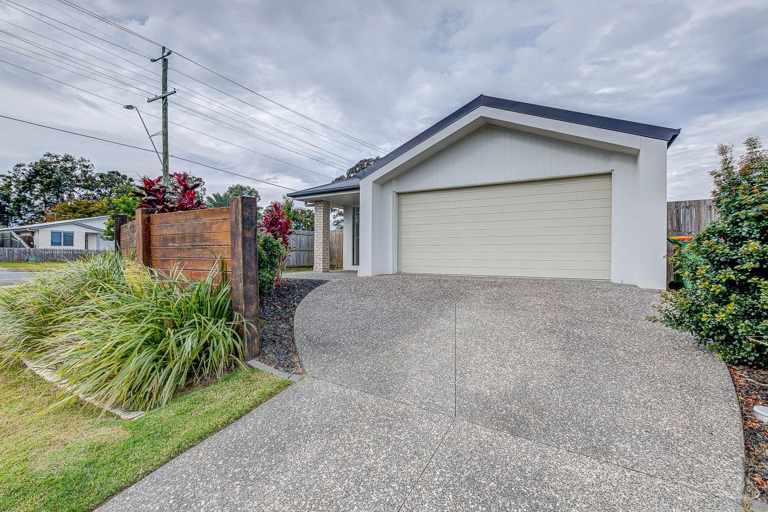 2 Salerno Street, Waterford West QLD 4133, Waterford West - Thumbnail 2