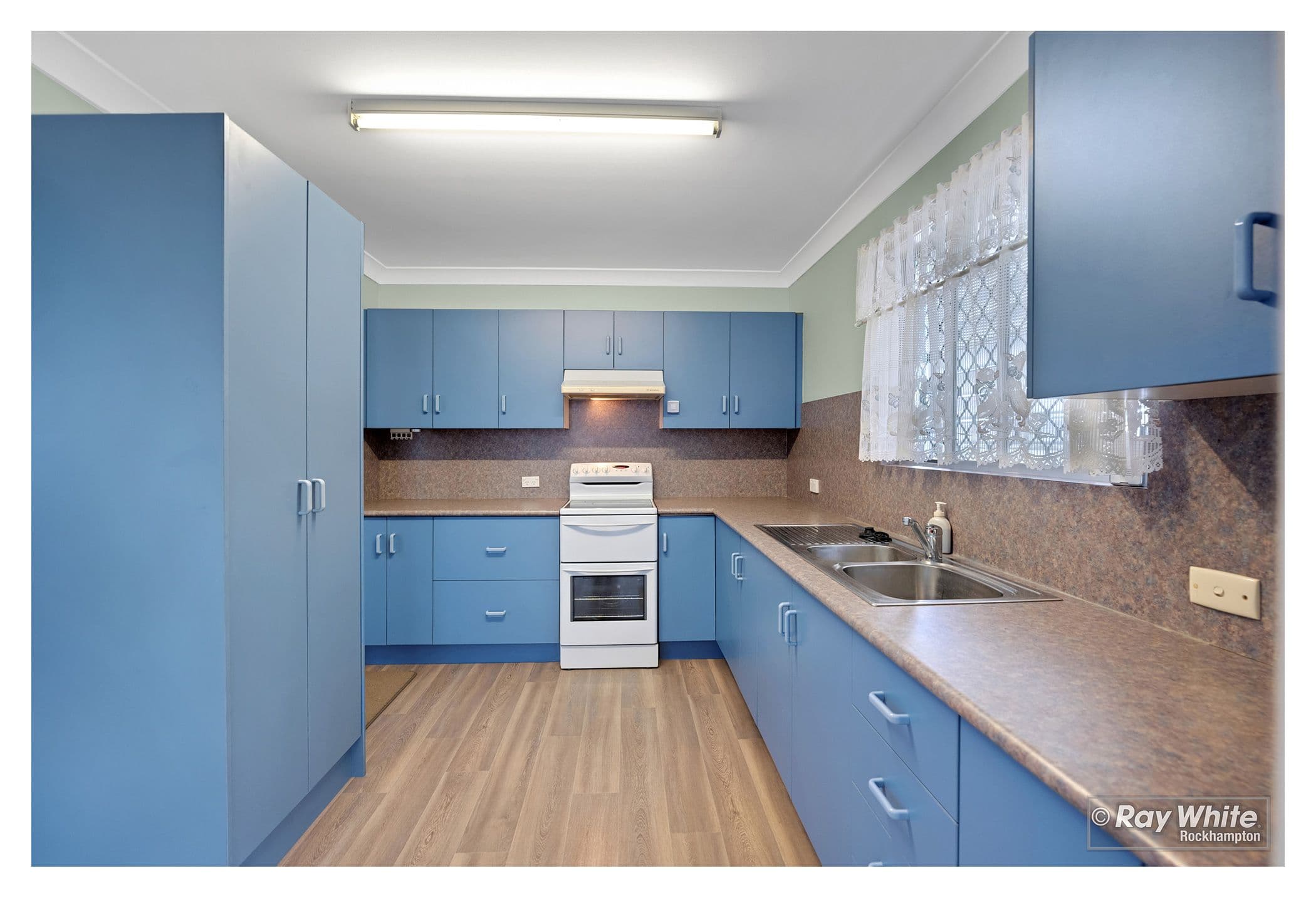 69 Kershaw Street, Park Avenue QLD 4701, Park Avenue - Thumbnail 3