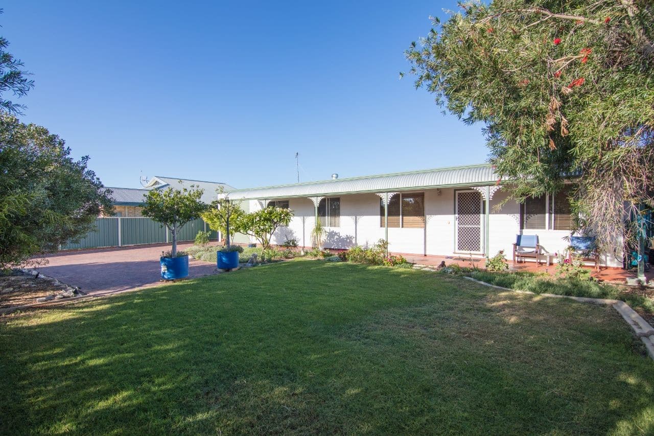 83 Bashford Street, Jurien Bay WA 6516, Jurien Bay - Thumbnail 2